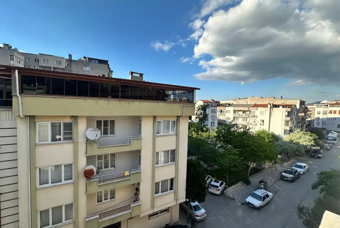 HAMİDİYE MAHALLESİ ULUPINAR CAMİ CİVARI SATILIK DAİRE