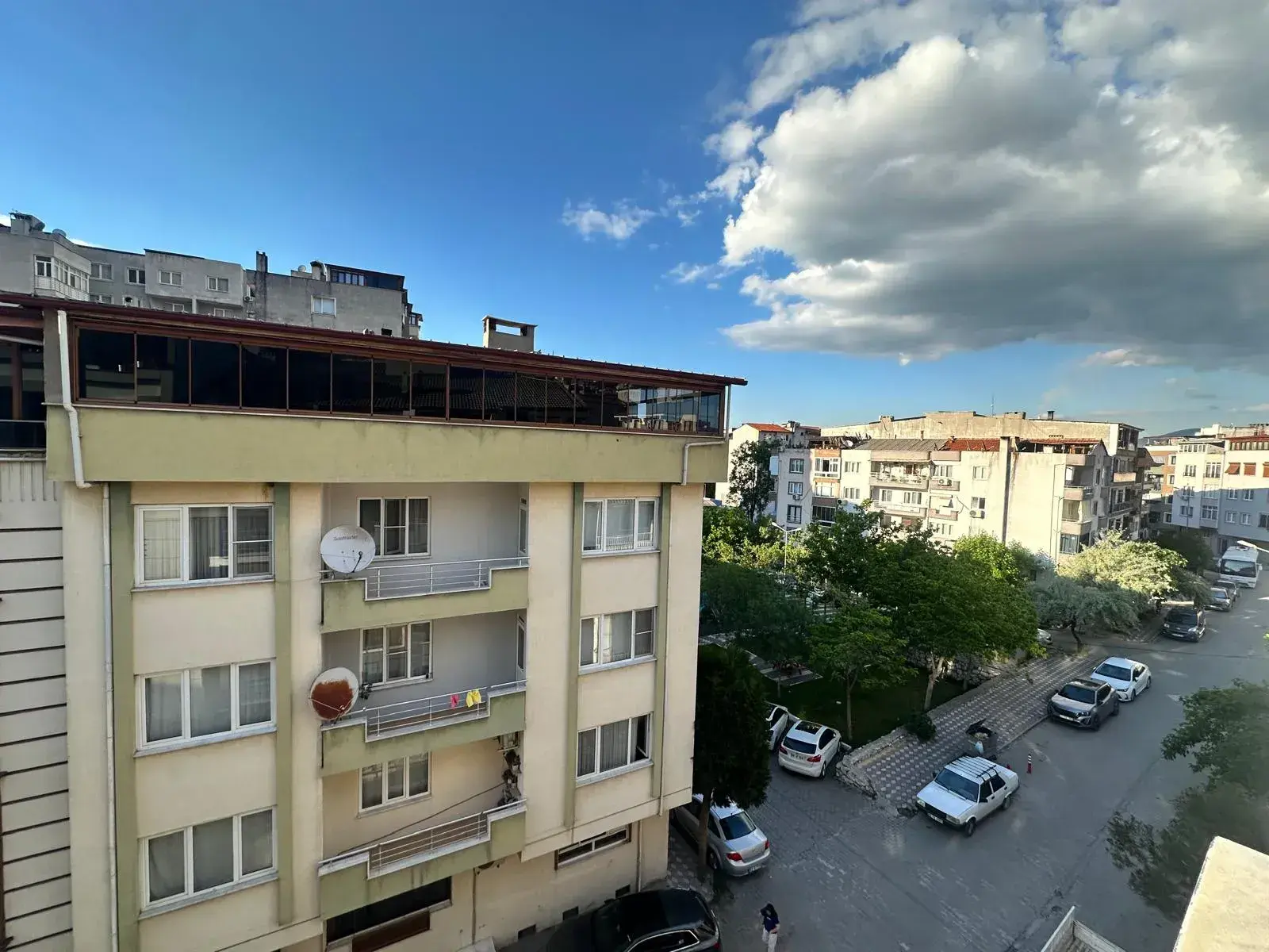 HAMİDİYE MAHALLESİ ULUPINAR CAMİ CİVARI SATILIK DAİRE