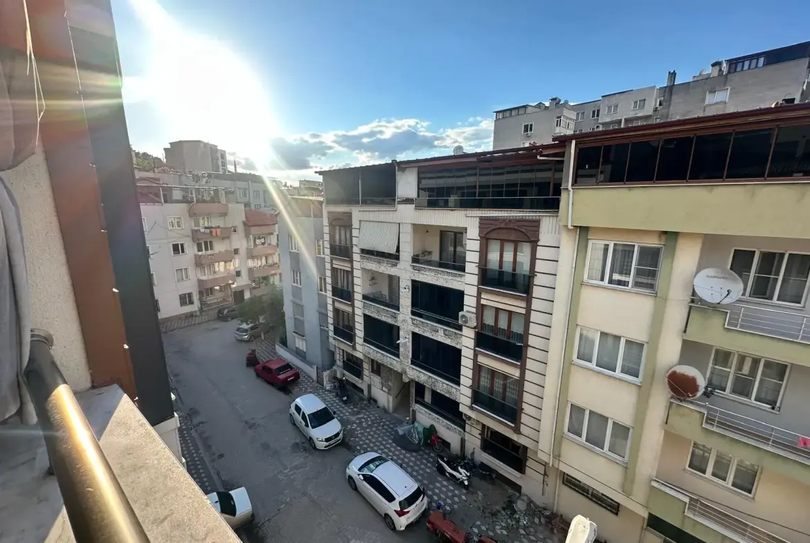 HAMİDİYE MAHALLESİ ULUPINAR CAMİ CİVARI SATILIK DAİRE