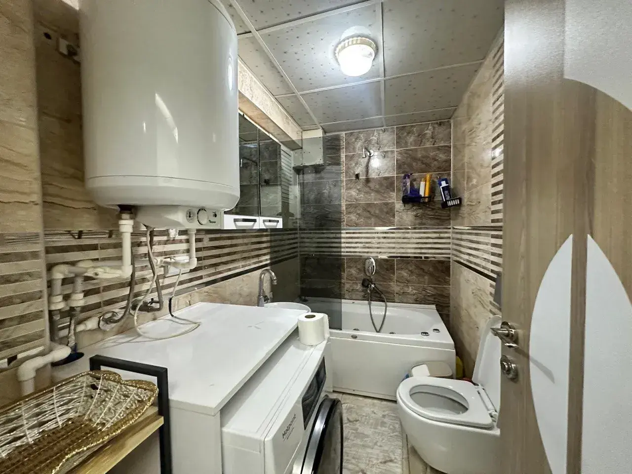 CUMHURİYET MAHALLESİ ONBAŞIOĞLU SİTESİ'NDE SATILIK 3+1 DAİRE
