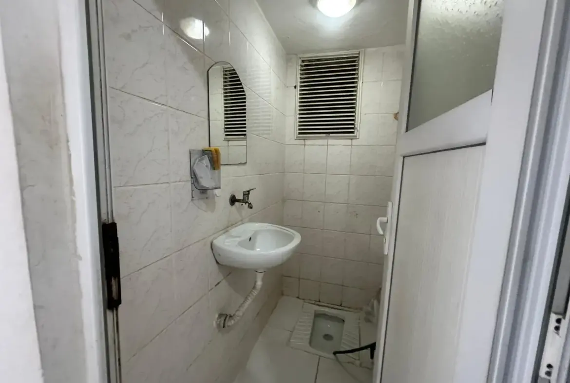 13 EYLÜL MAHALLESİ PRESTİJ CADDESİ ALTINDA SATILIK DAİRE