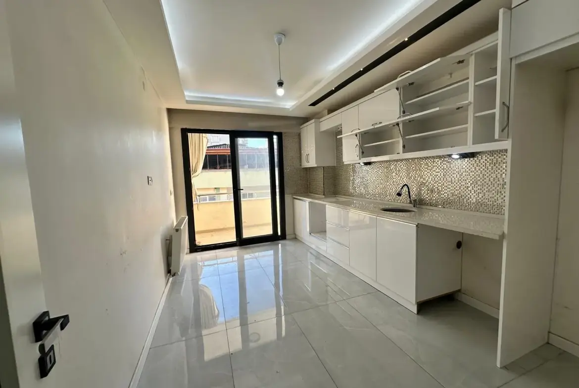 HAMİDİYE MAHALLESİ ULUPINAR CAMİ CİVARI SATILIK DAİRE
