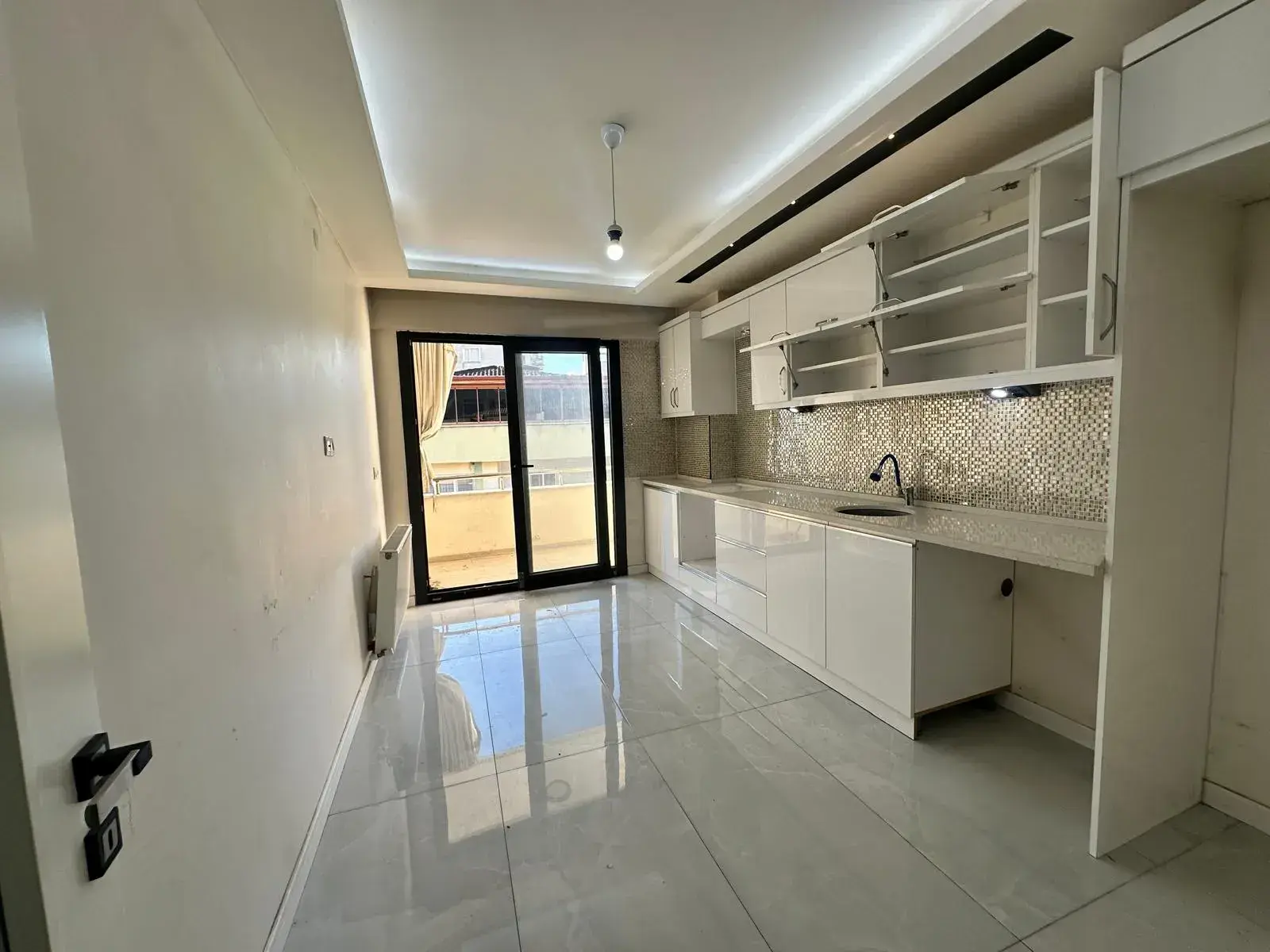 HAMİDİYE MAHALLESİ ULUPINAR CAMİ CİVARI SATILIK DAİRE