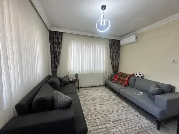 CUMA PAZARI CİVARI SATILIK MÜSTAKİL EV