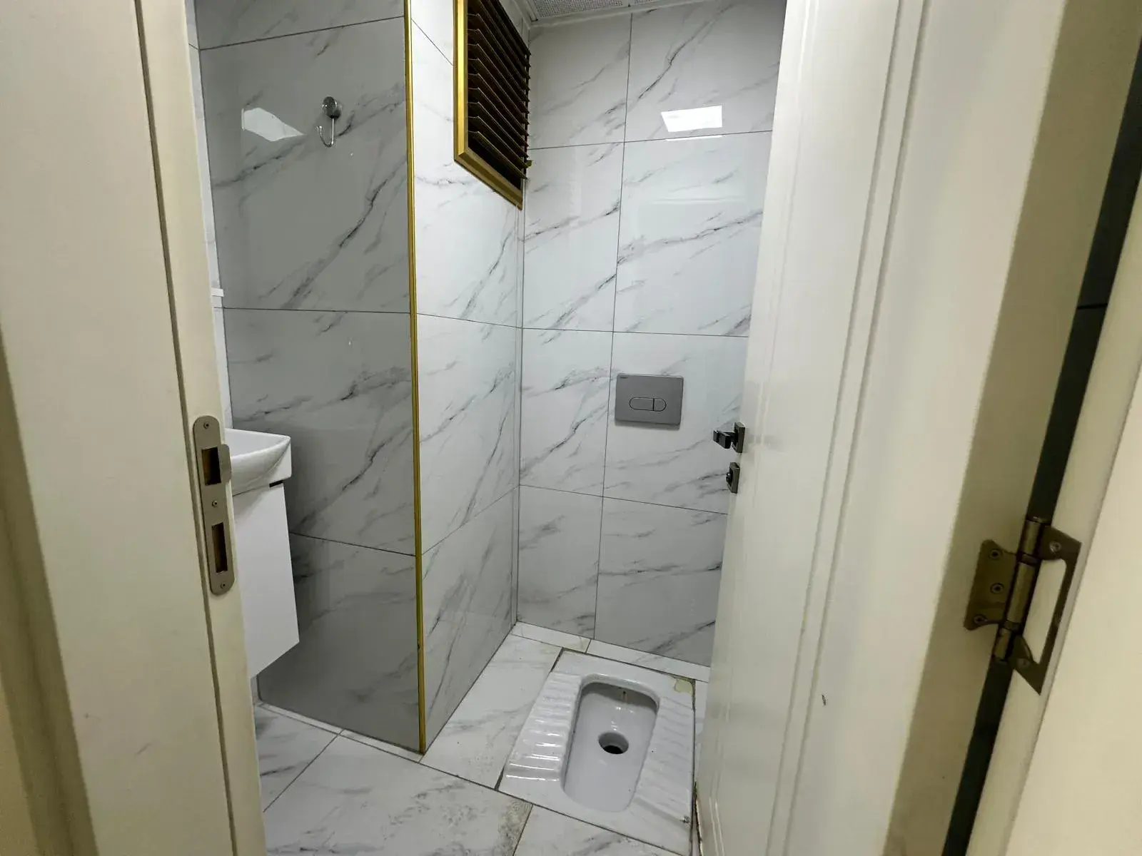 HAMİDİYE MAHALLESİ ULUPINAR CAMİ CİVARI SATILIK DAİRE