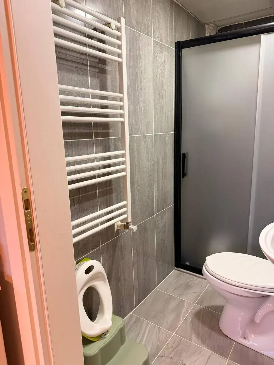 Kurtuluş Mahallesi’nde Merkezi Konumda Satılık 3+1 Daire