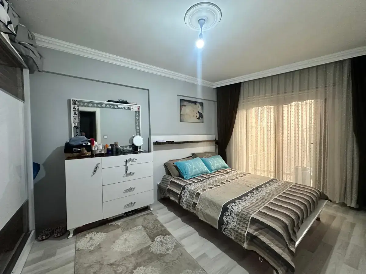 FAİK USTA MEVKİNDE ERENLER CAMİ CİVARI SATILIK DAİRE