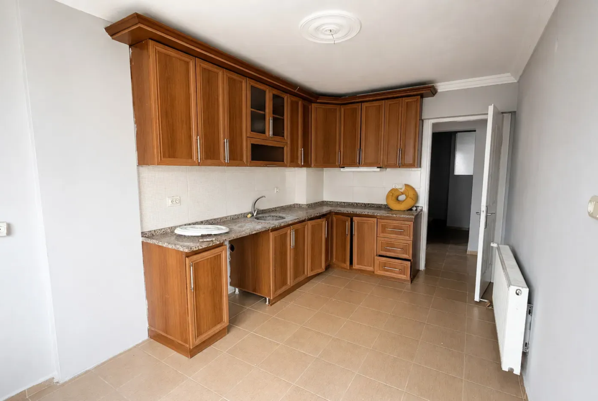 BÜYÜK MİGROS ALTINDA SATILIK DAİRE
