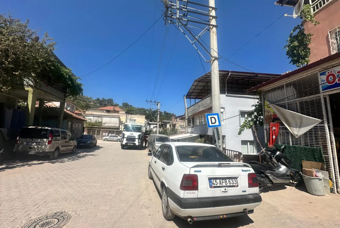 TURGUTALP 'DE KOĞUKDEREDE DEVREN SATILIK MARKET