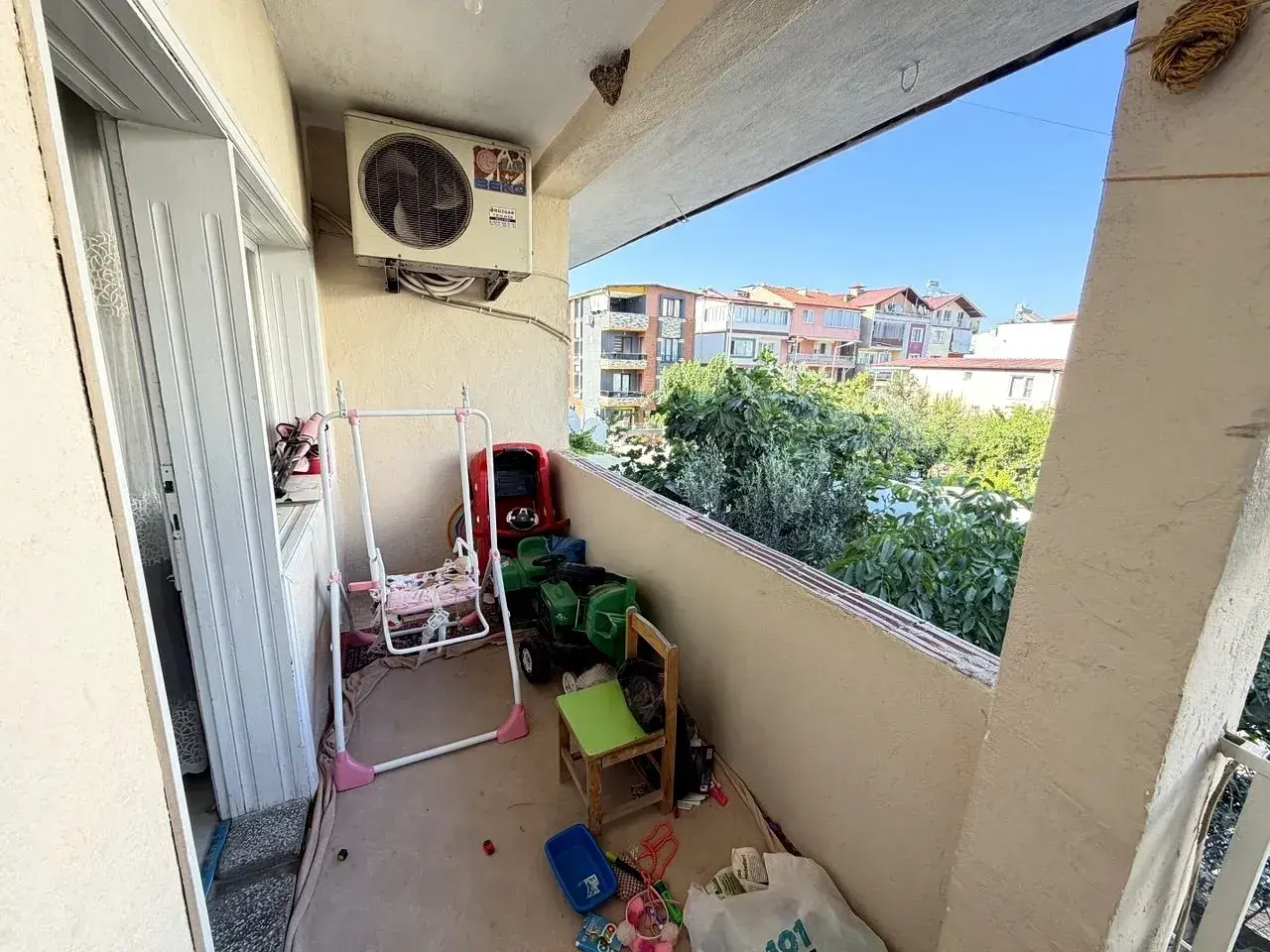 0ec8a4d4-a65d-4bc1-b367-ab1ba1c16ee6-3 13 Eylül Mahallesi Laleli Düğün Salonu Civarı Satılık Müstakil Ev