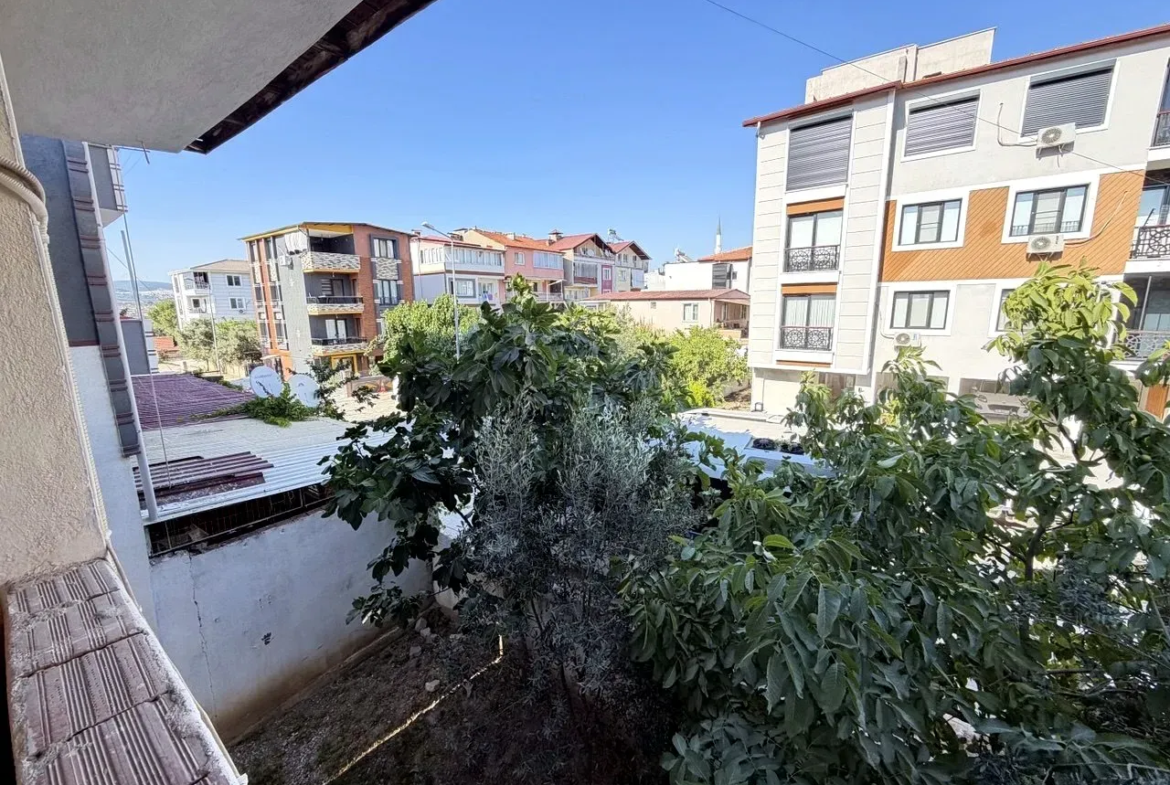 13 Eylül Mahallesi Laleli Düğün Salonu Civarı Satılık Müstakil Ev