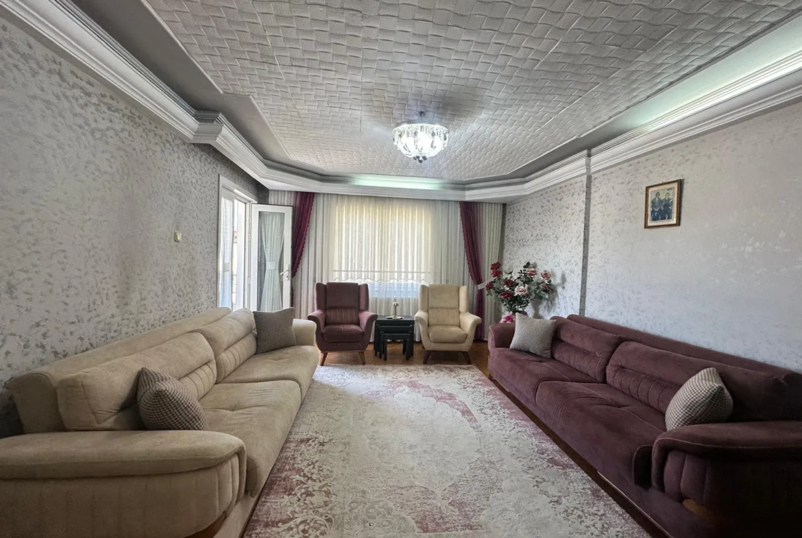 HAMİDİYE MAHALLESİ MEHMET AKİF CADDESİ ÜZERİNDE SATILIK DAİRE