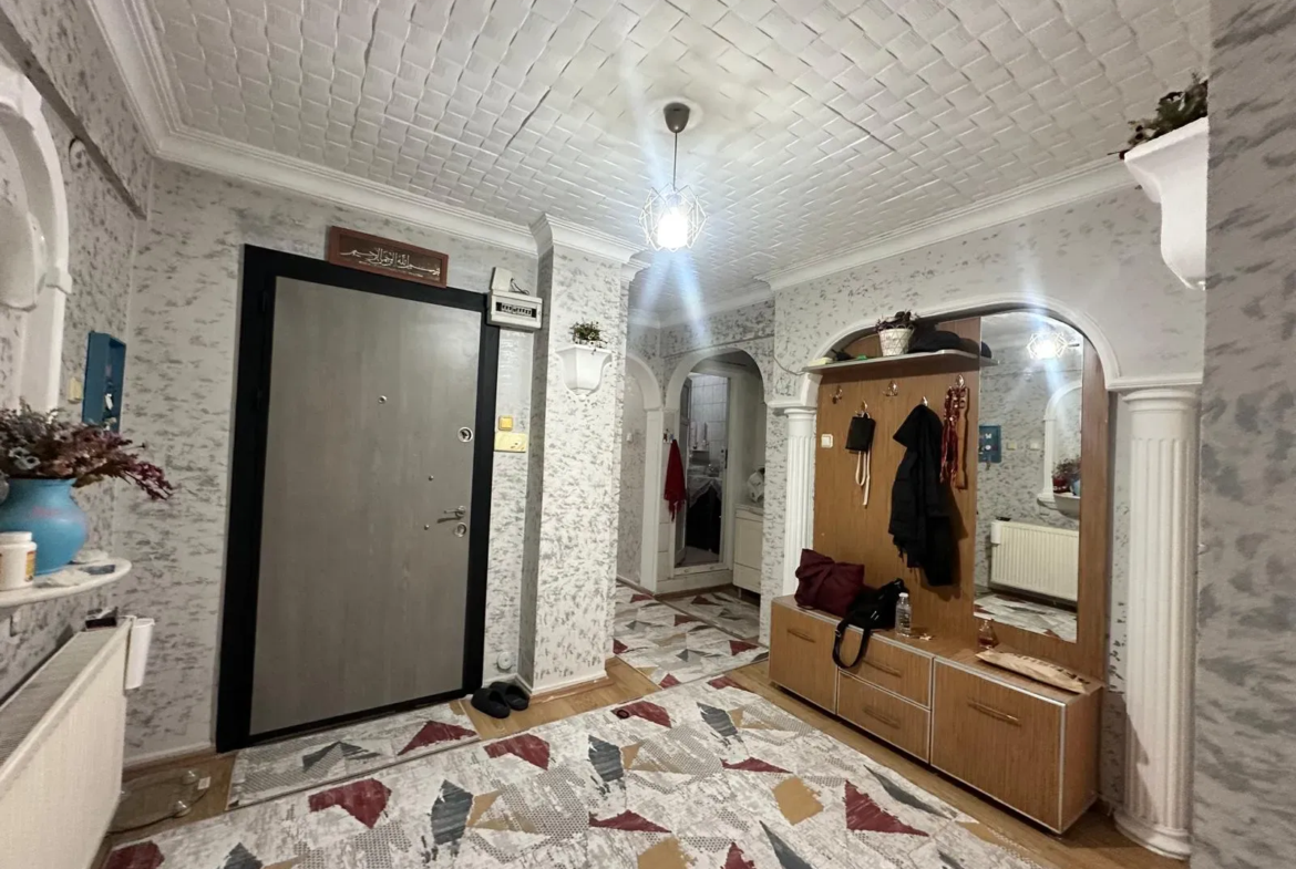 HAMİDİYE MAHALLESİ MEHMET AKİF CADDESİ ÜZERİNDE SATILIK DAİRE