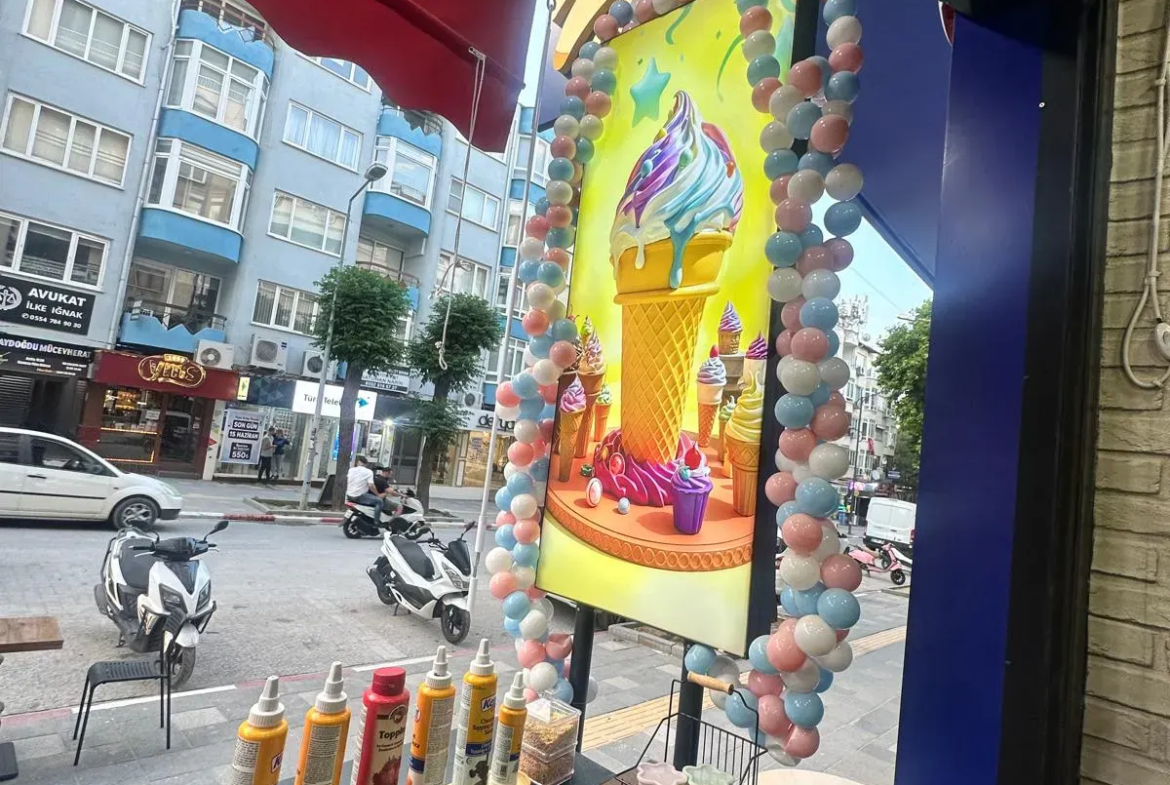 ATATÜRK CADDESİNDE DEVREN SATILIK APARATİF DÜKKANI