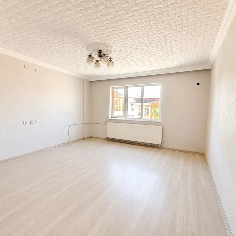 Kurtuluş Mahallesi Gama Lojmanları Civarı 2+1 Satılık Daire