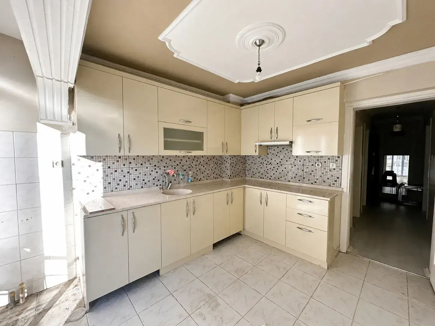 Kurtuluş Mahallesi Çarşamba Pazarı Civarı 3+1 Satılık Daire
