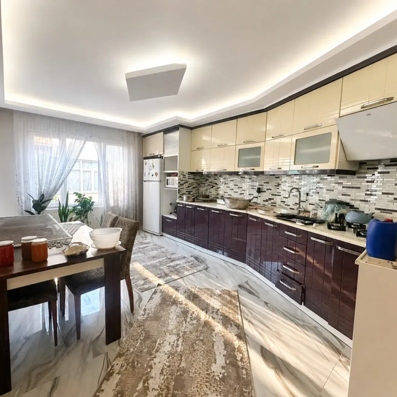 NAKLİYECİLER OKULU CİVARI SATILIK MÜSTAKİL