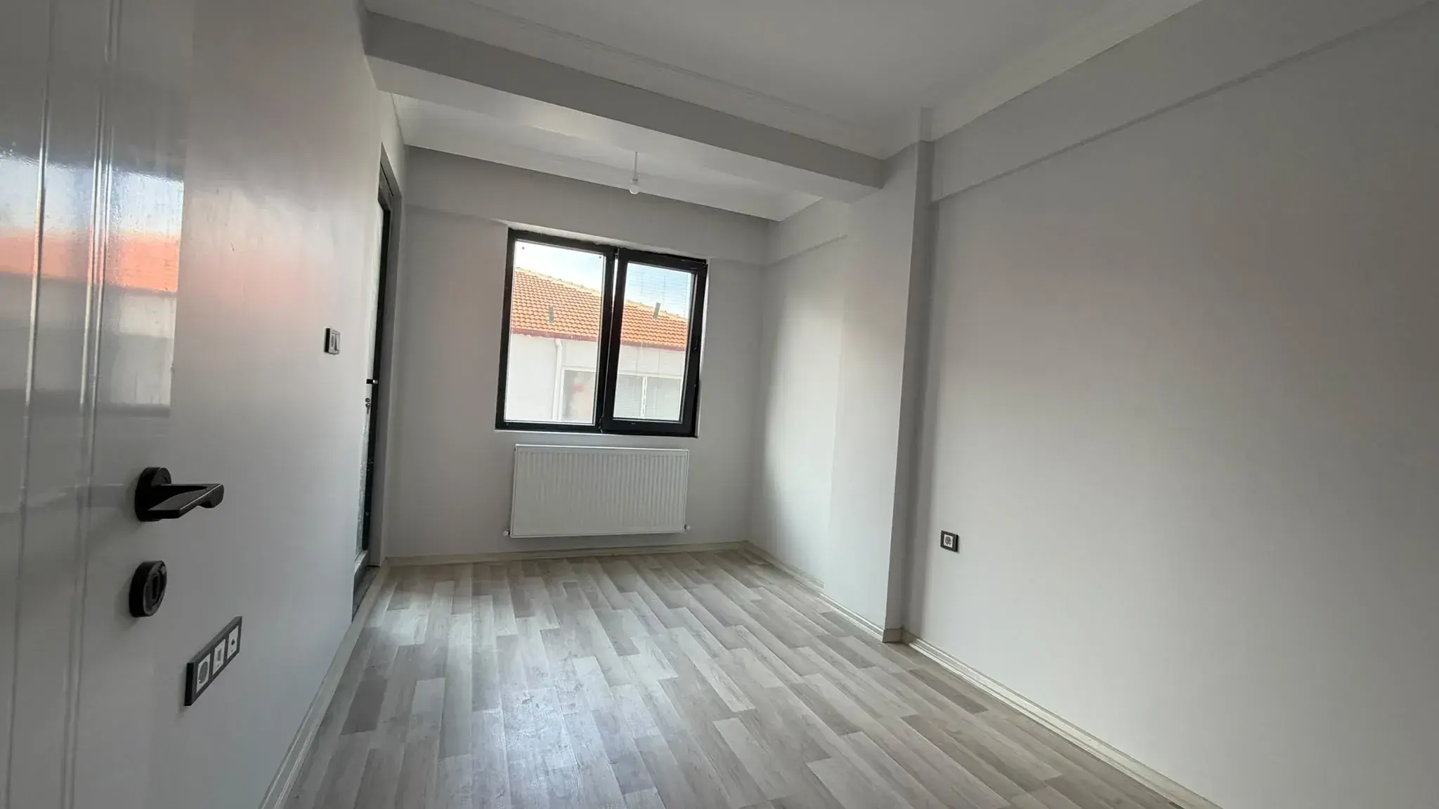AZOT OLİMPİK HAVUZ CİVARI KİRALIK DAİRE