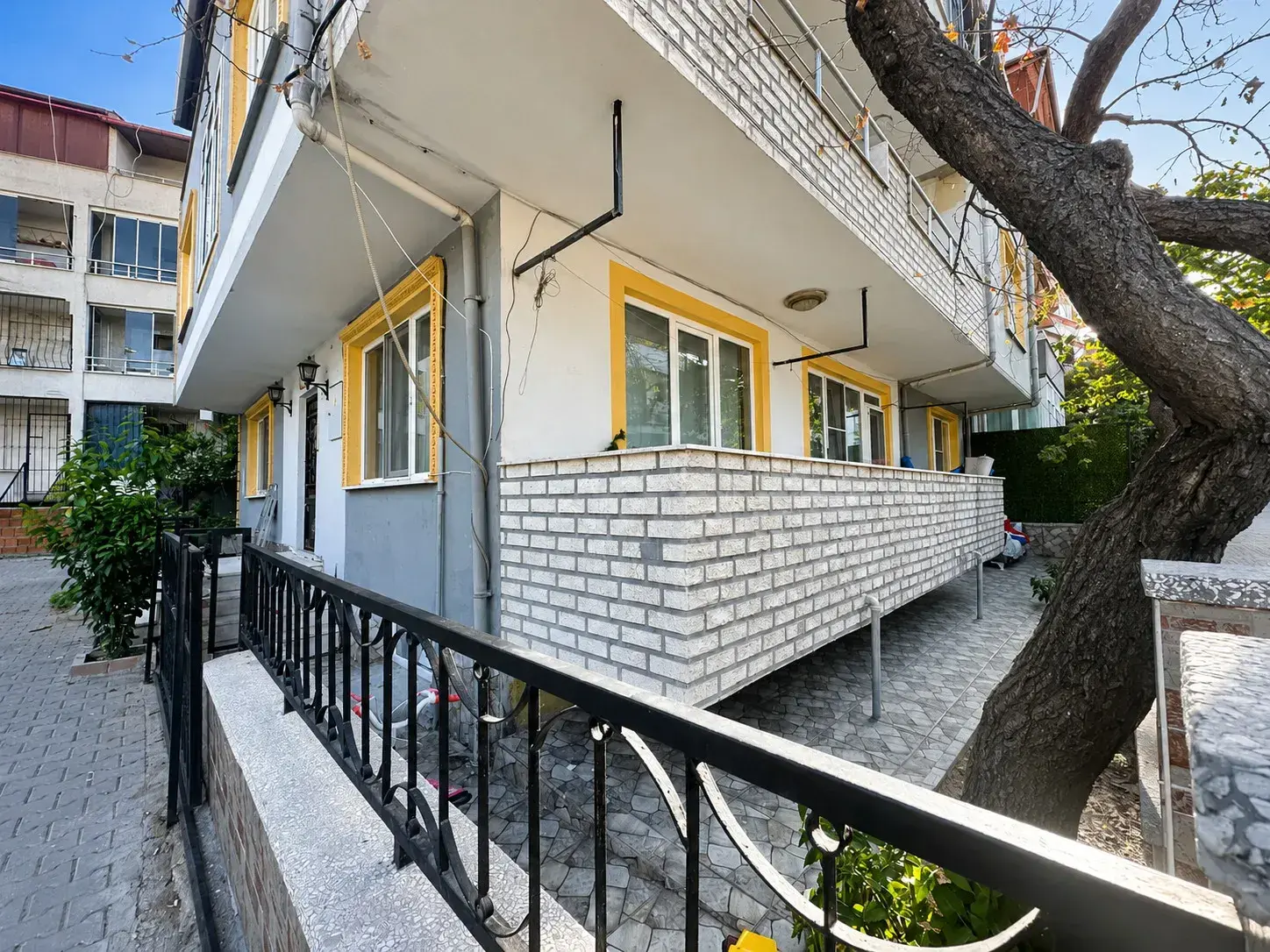 NAKLİYECİLER OKULU CİVARI SATILIK MÜSTAKİL