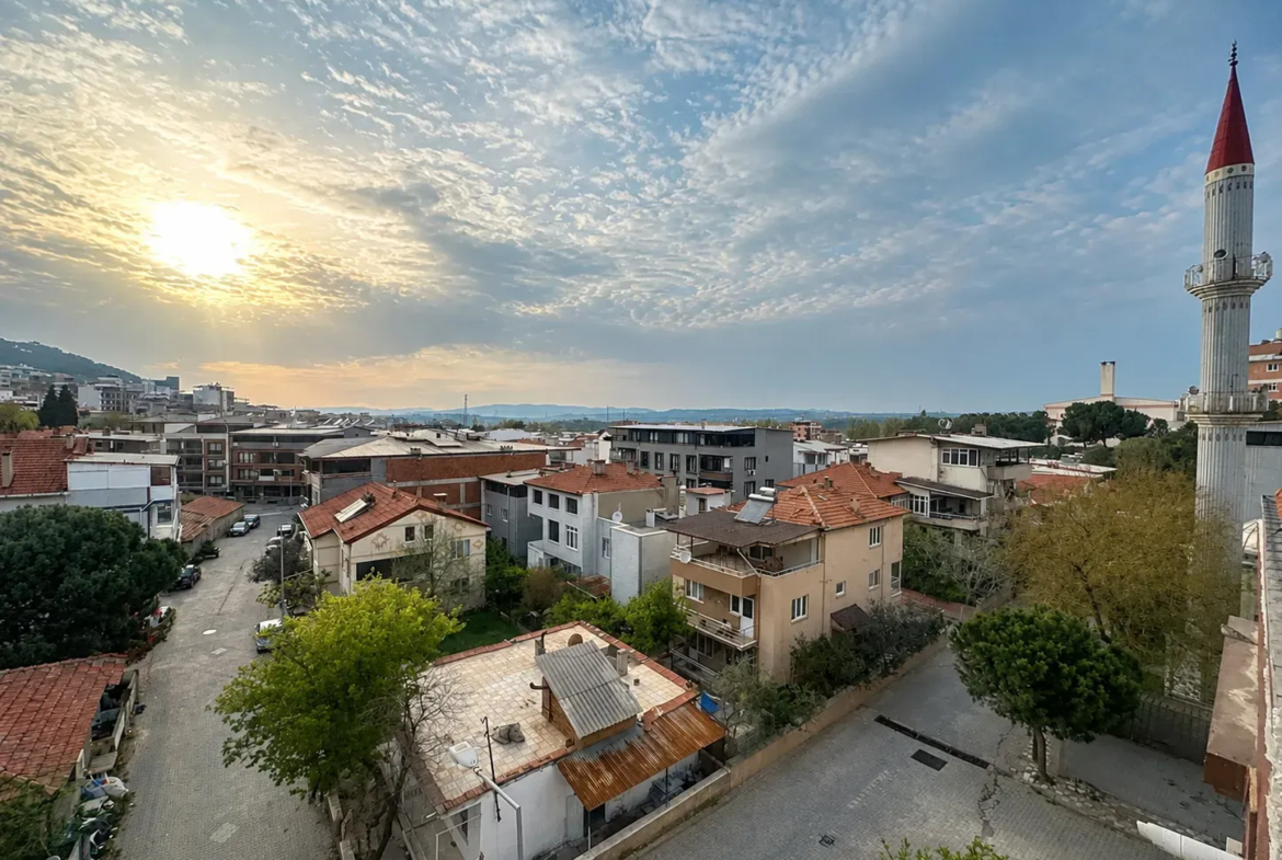 TURGUTALP MAHALLESİ RIFAT DAĞDELEN OKULU CİVARI SATILIK DUBLEX