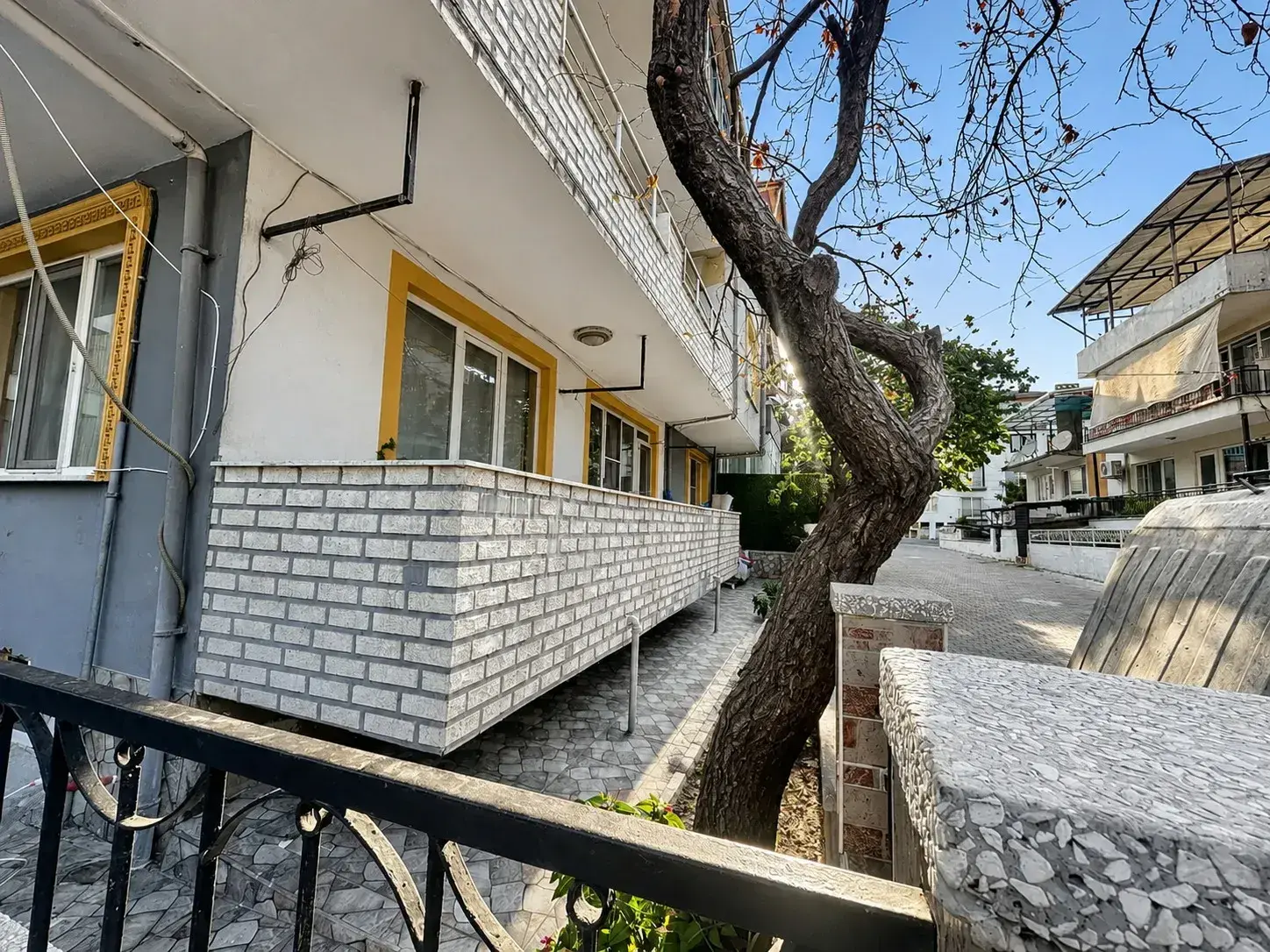 NAKLİYECİLER OKULU CİVARI SATILIK MÜSTAKİL