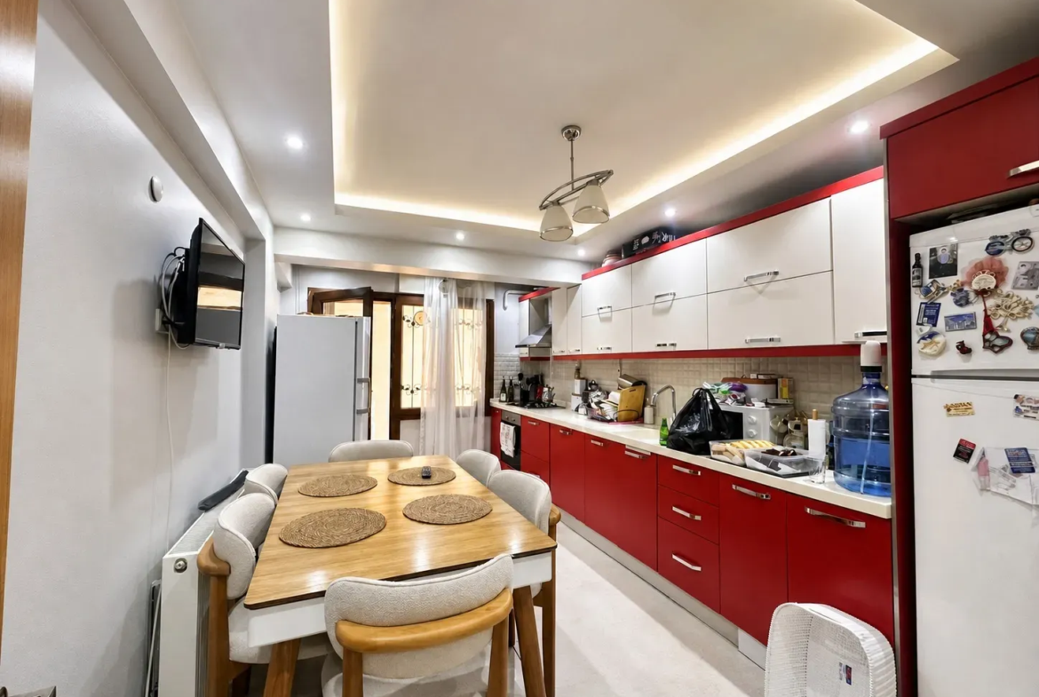 Soma Turgutalp Mahallesi Teraslı Asansörlü 3+1 Satılık Daire