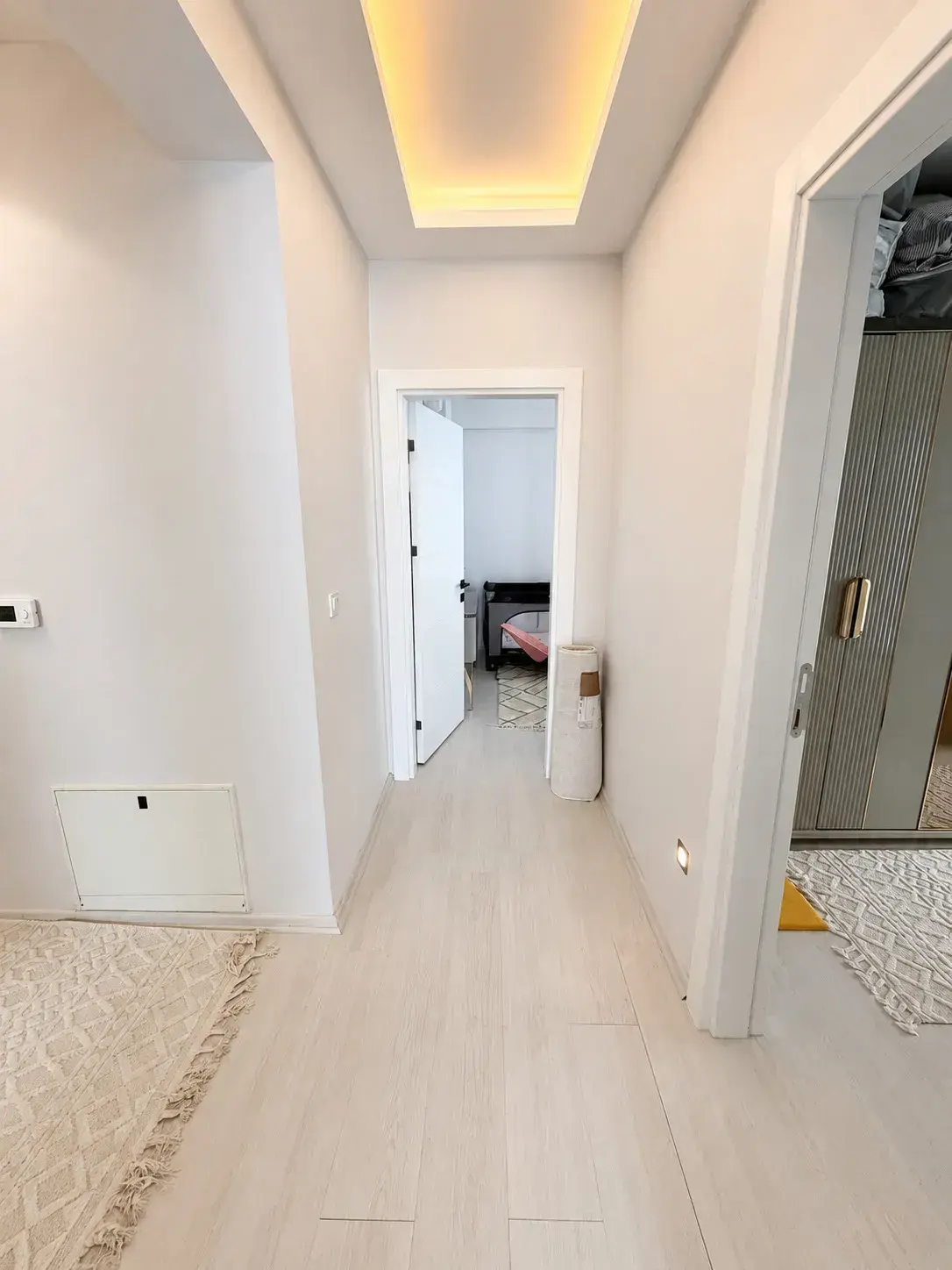 57f45861-e078-4f0a-8096-7c0574ff09fd Kurtuluş Mahallesi Diş Hastanesi Altı 3+1 Satılık Daire