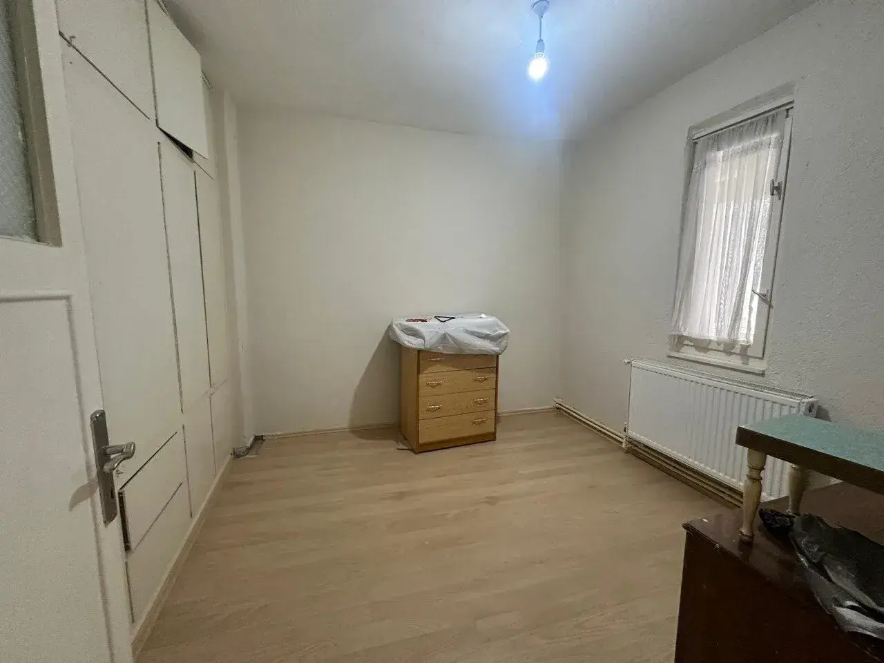 KURTULUŞ MAHALLESİ PAZAR YERİ CİVARINDA 270 m² SATILIK TRİPLEKS