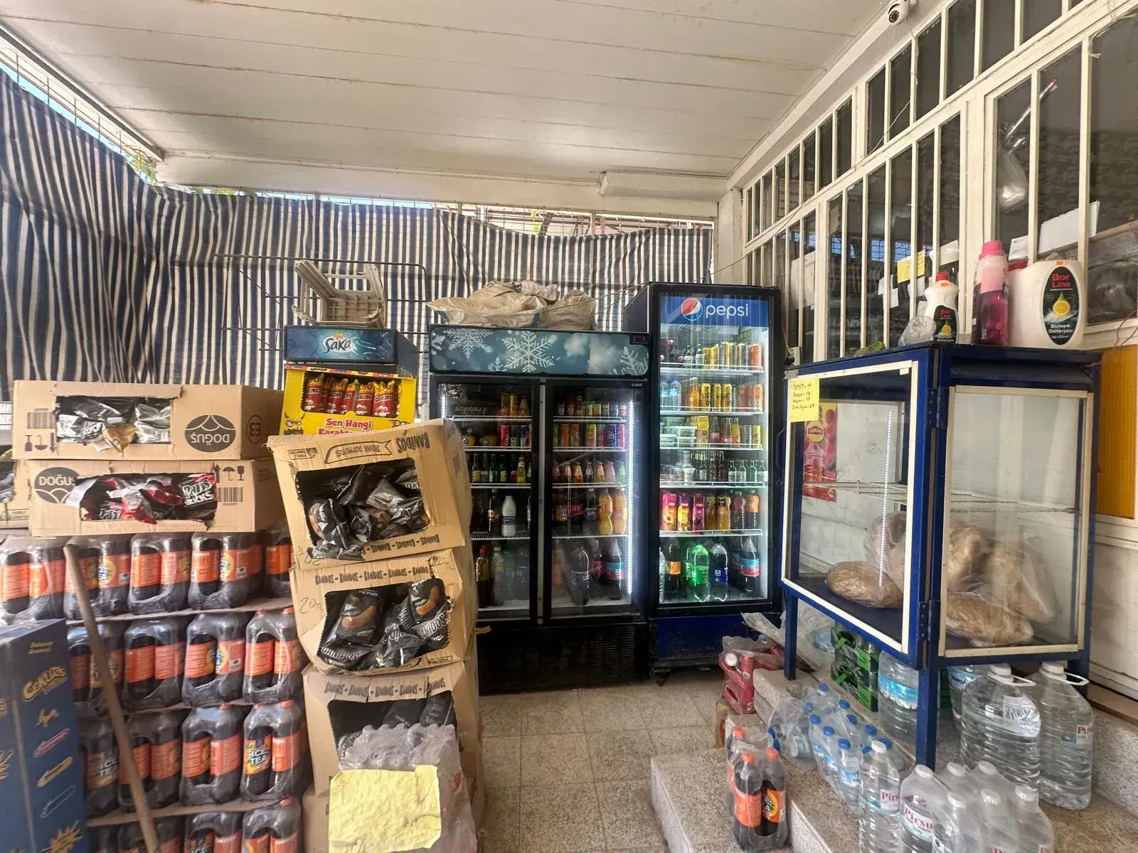 TURGUTALP 'DE KOĞUKDEREDE DEVREN SATILIK MARKET