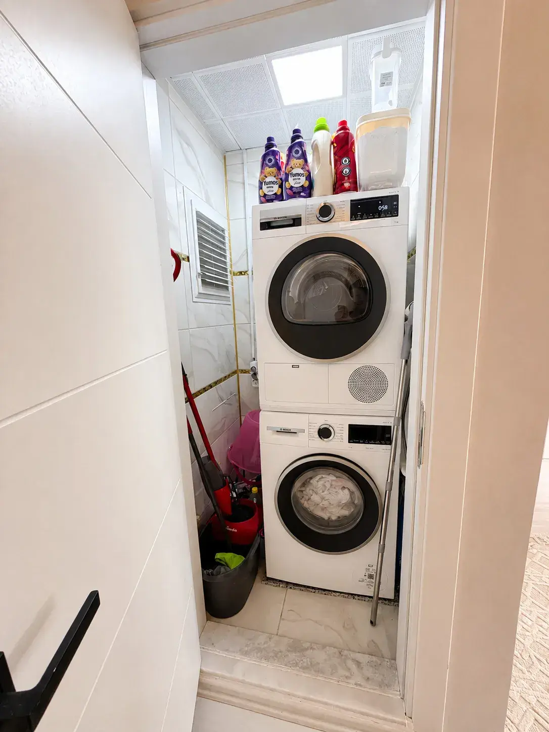 72271242-0379-4cf5-85f8-38bc46a79dee Kurtuluş Mahallesi Diş Hastanesi Altı 3+1 Satılık Daire