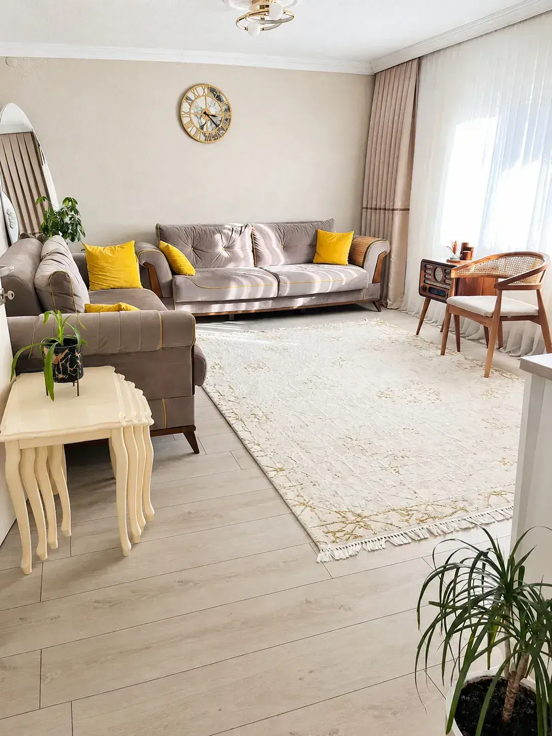 13 EYLÜL MAHALLESİNDE SATILIK MÜSTAKİL EV
