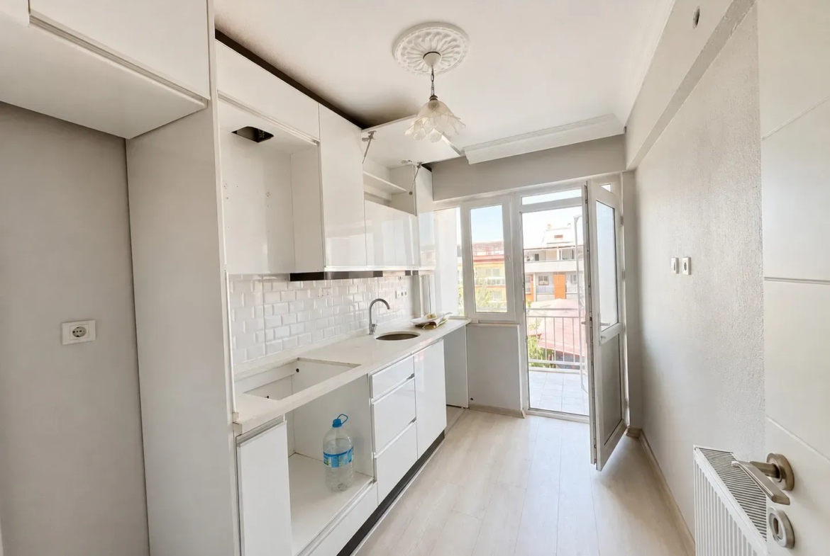 Kurtuluş Mahallesi Gama Lojmanları Civarı 2+1 Satılık Daire