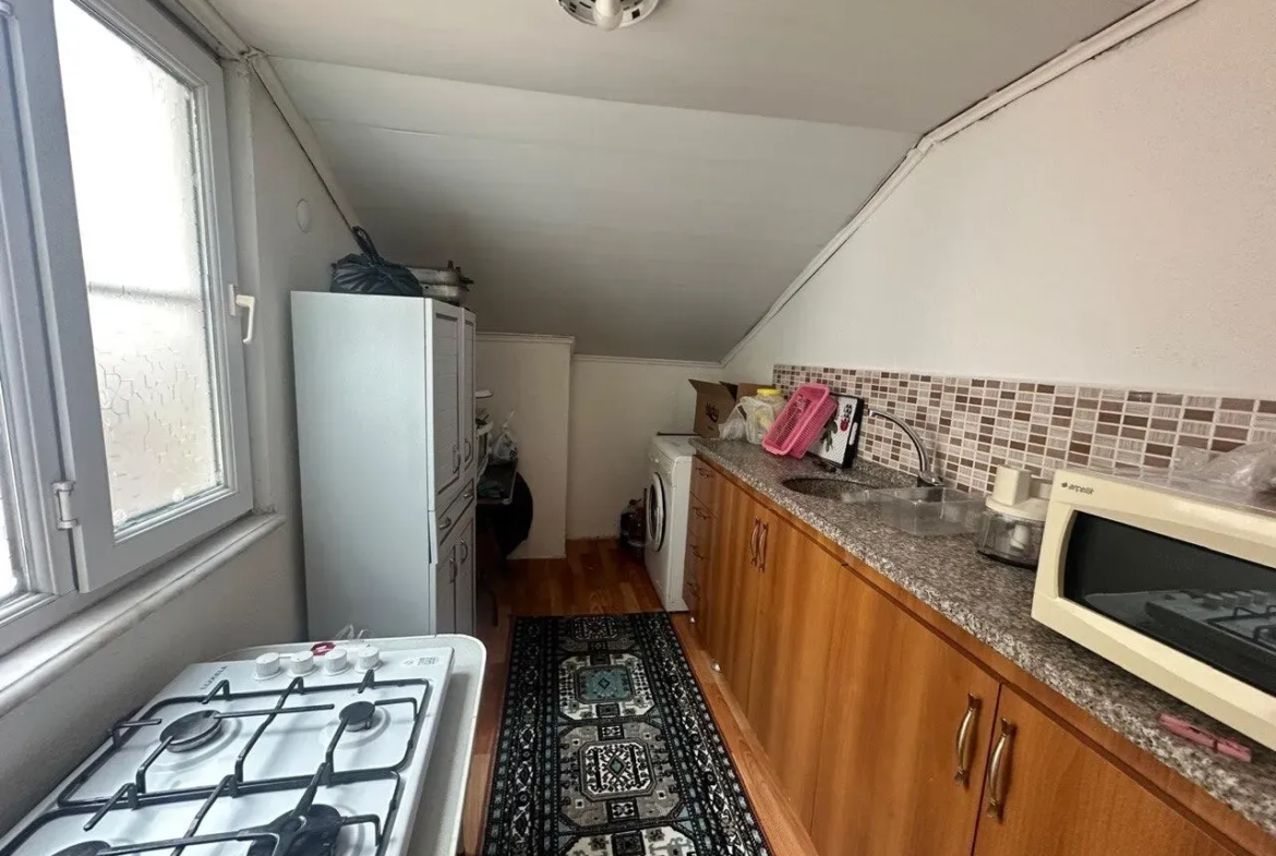 KURTULUŞ MAHALLESİ PAZAR YERİ CİVARINDA 270 m² SATILIK TRİPLEKS