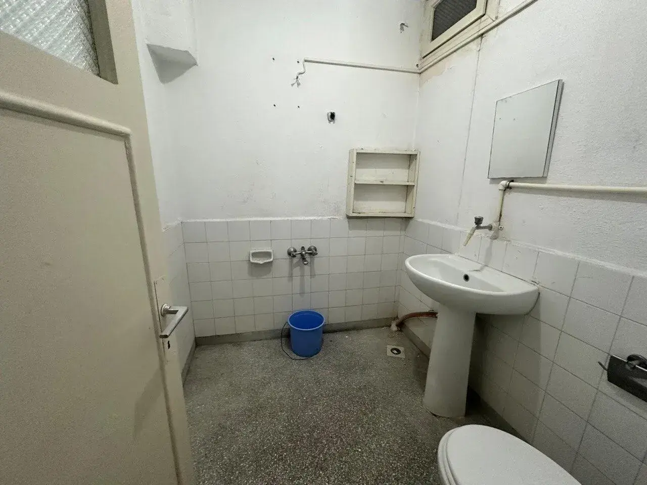 KURTULUŞ MAHALLESİ PAZAR YERİ CİVARINDA 270 m² SATILIK TRİPLEKS