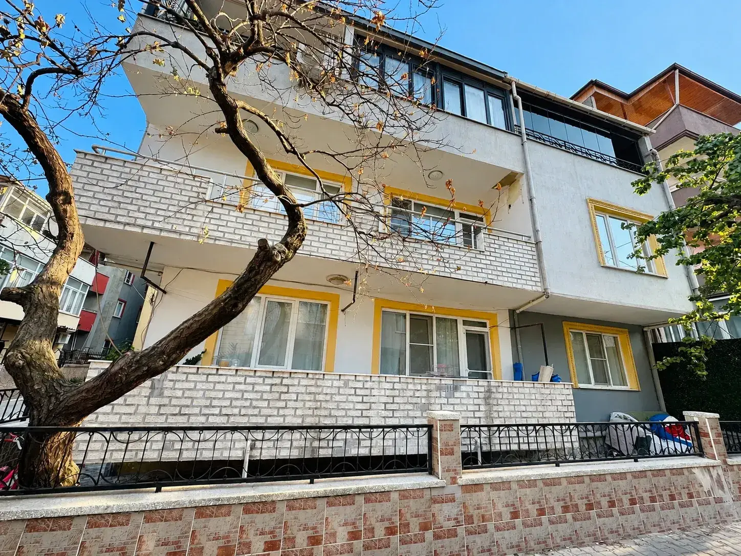 NAKLİYECİLER OKULU CİVARI SATILIK MÜSTAKİL