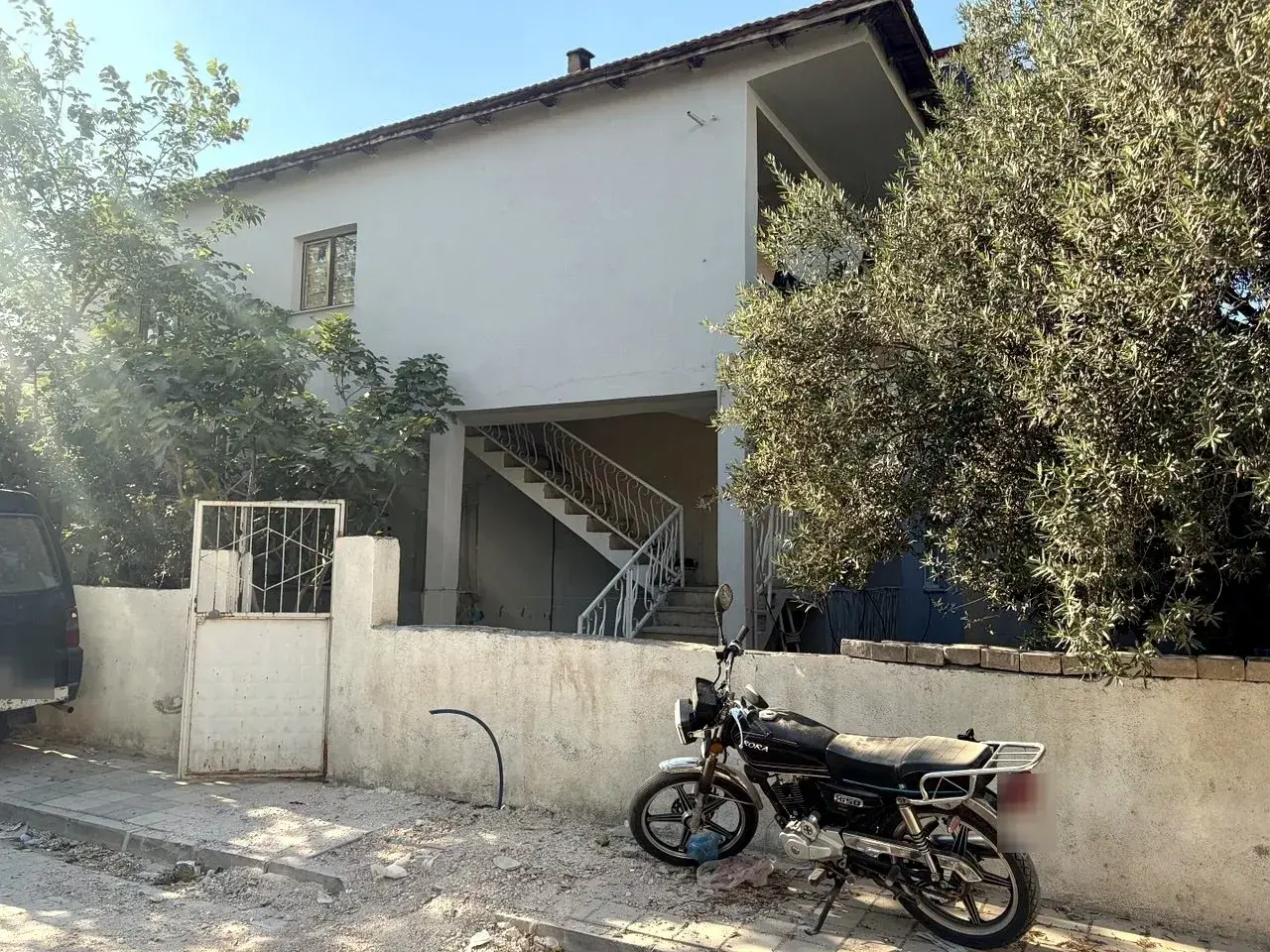 d0a6958b-a121-40e0-8cb0-4c6042ff7fd4-3 13 Eylül Mahallesi Laleli Düğün Salonu Civarı Satılık Müstakil Ev
