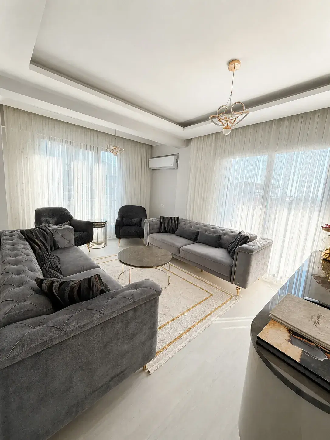 d12935cf-c393-44b1-b4f0-e4183cf1b56b Kurtuluş Mahallesi Diş Hastanesi Altı 3+1 Satılık Daire