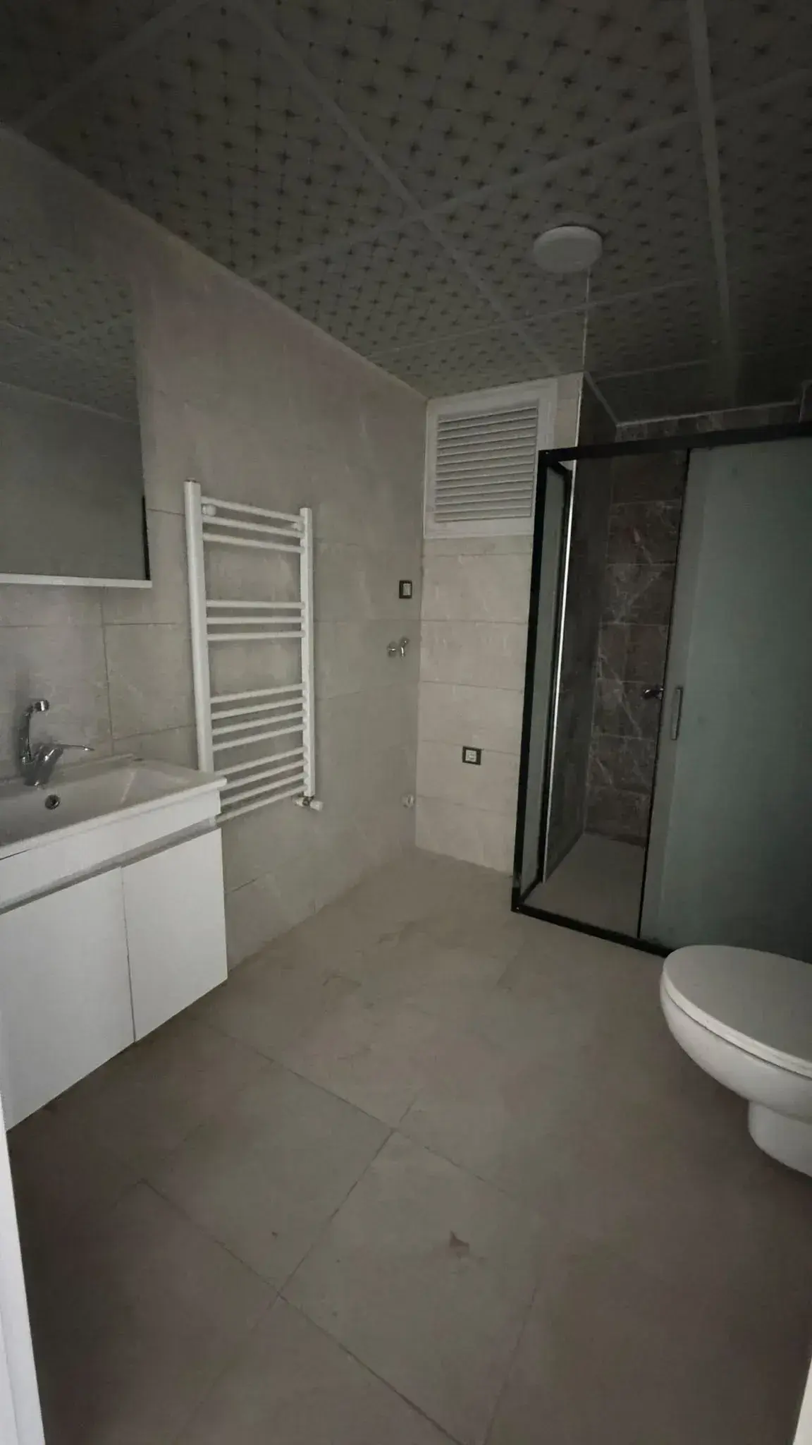 AZOT OLİMPİK HAVUZ CİVARI KİRALIK DAİRE