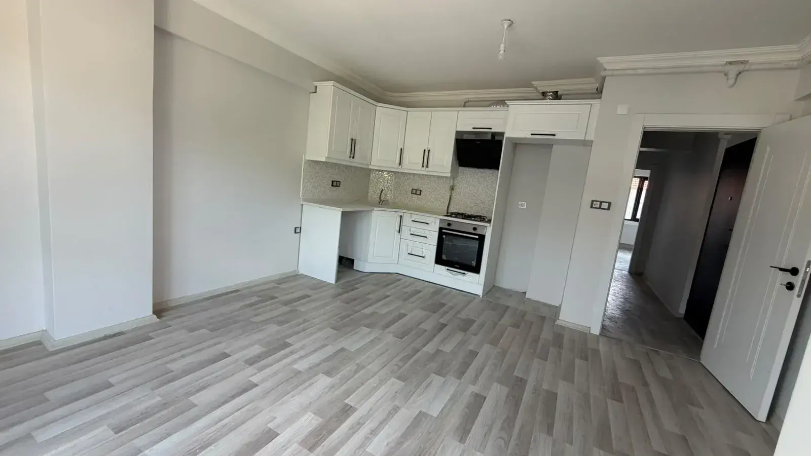 AZOT OLİMPİK HAVUZ CİVARI KİRALIK DAİRE