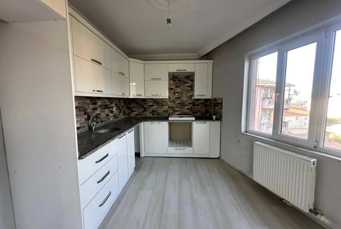KURTULUŞ MAHALLESİ SEAŞ SİTESİ KARŞISINDA KİRALIK DAİRE