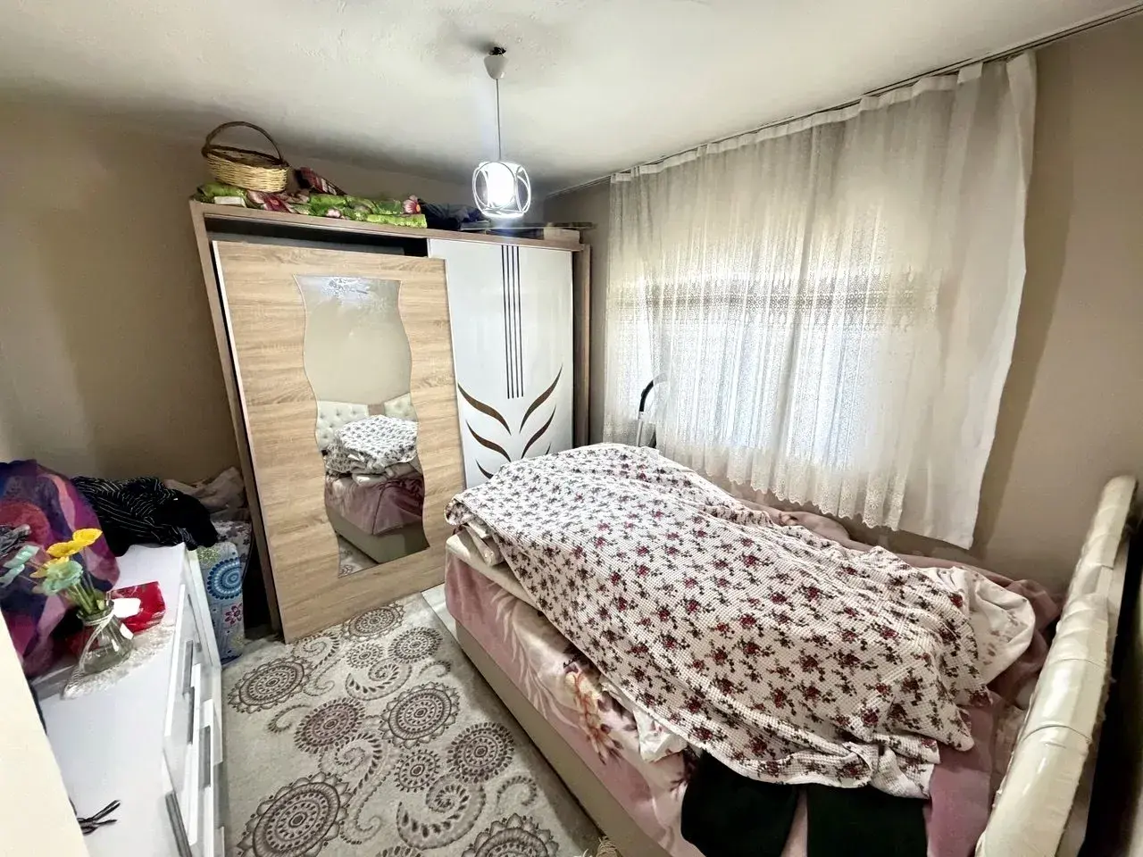 e57aed90-4bbf-4a40-8961-c2251b993286-3 13 Eylül Mahallesi Laleli Düğün Salonu Civarı Satılık Müstakil Ev