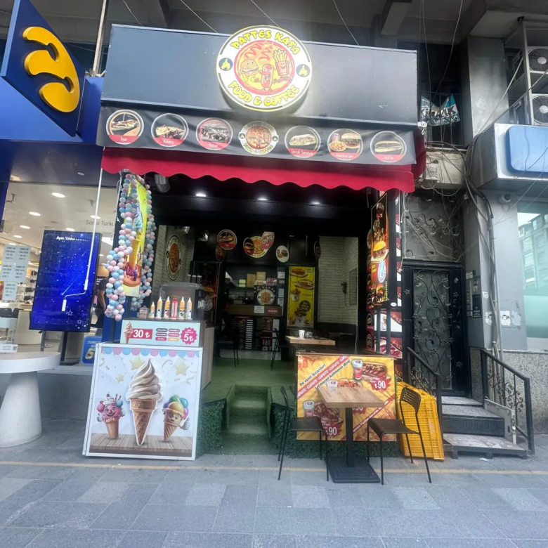 ATATÜRK CADDESİNDE DEVREN SATILIK APARATİF DÜKKANI