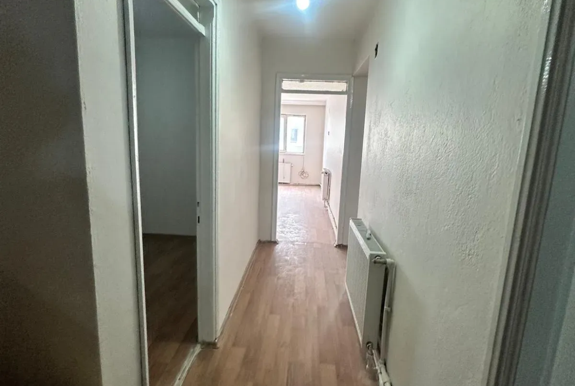 ATATÜRK CADDESİNDE SATILIK DAİRE