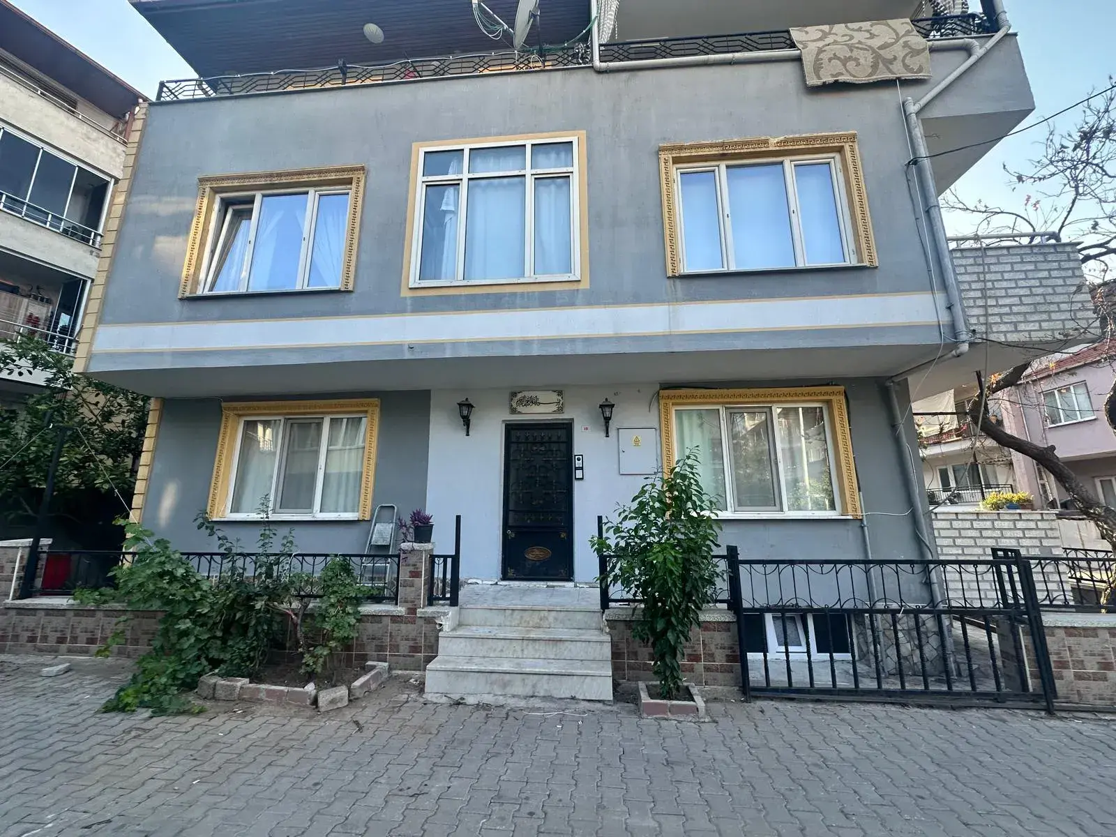 45d206fd-6b6c-4127-a8a0-8f88dd71b0d6 NAKLİYECİLER OKULU CİVARI SATILIK MÜSTAKİL