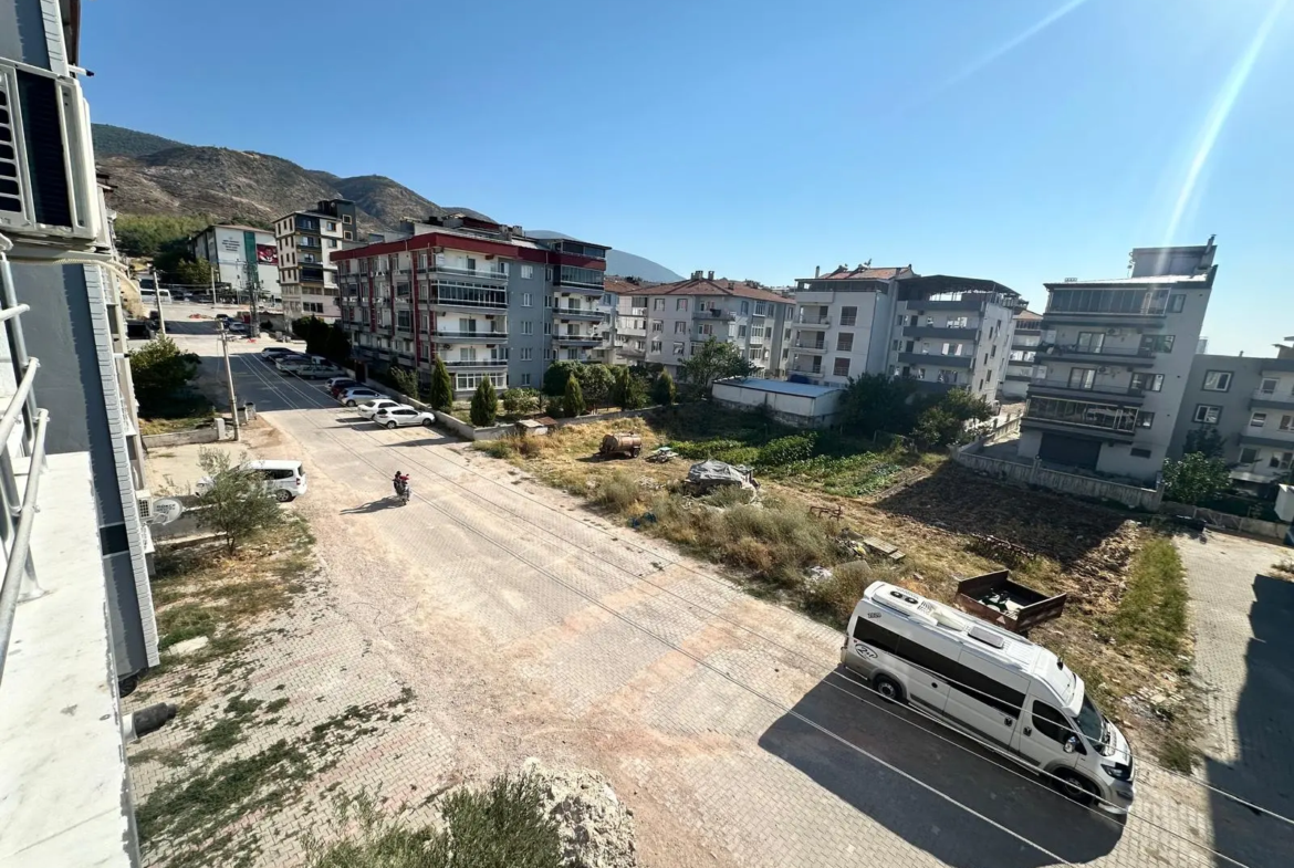 TURGUTALP MAHALLESİ GÖZ FER HASTANESİ CİVARI SATILIK DAİRE