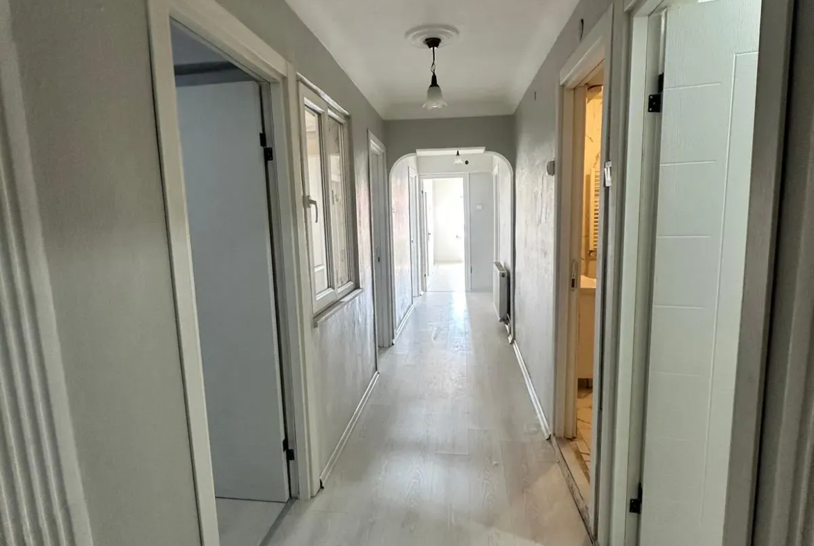 ATATÜRK CADDESİNDE SATILIK DAİRE