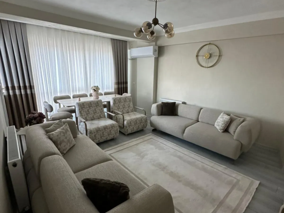 CUMA MAHALLESİ HİSAR CAMİ CİVARI SATILIK DAİRE