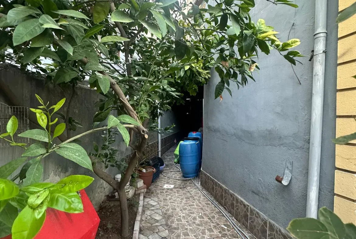 NAKLİYECİLER OKULU CİVARI SATILIK MÜSTAKİL