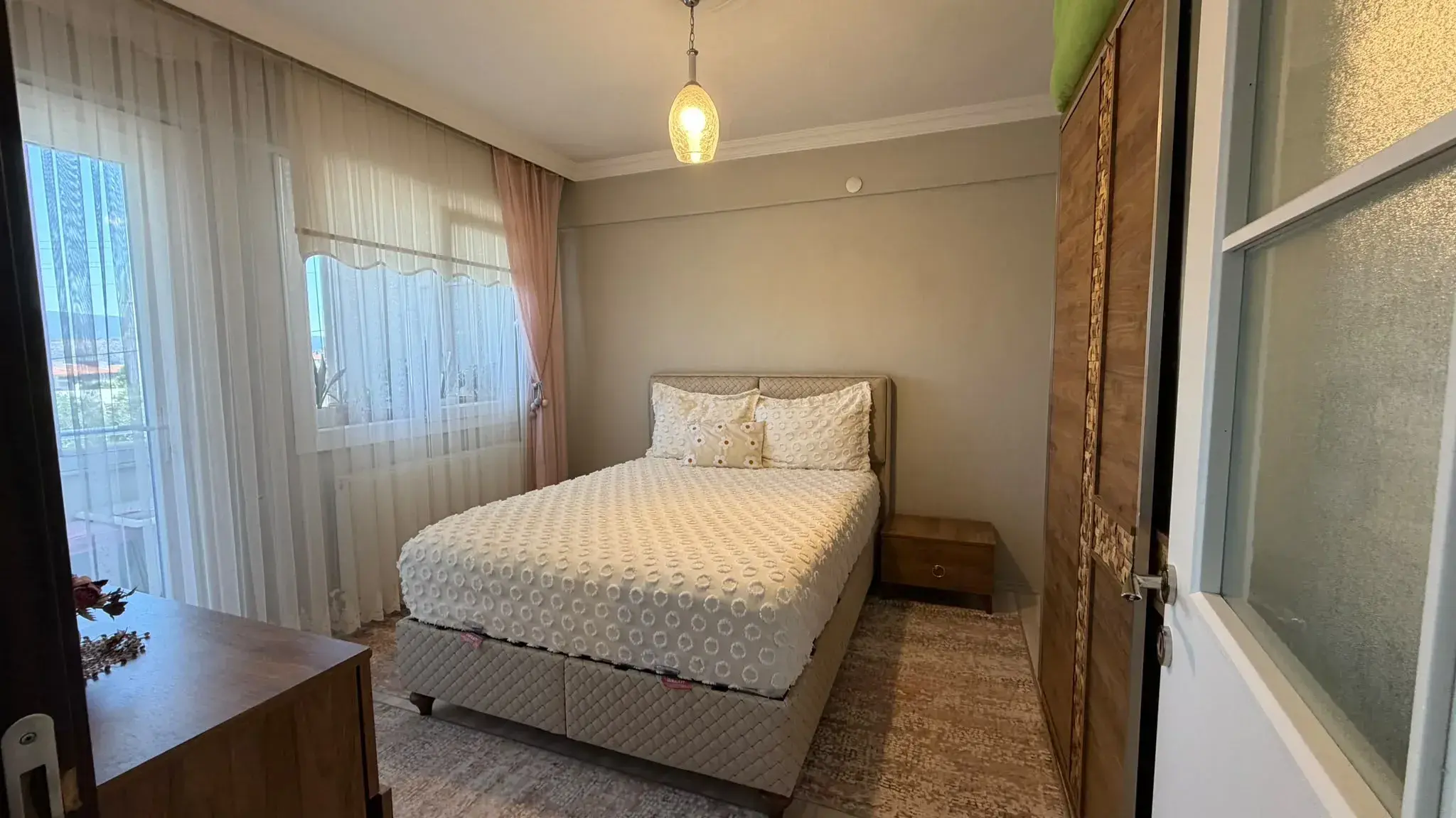 ad392f96-e224-4681-9be1-593233d2dcea CUMA MAHALLESİ DOĞA KAFE CİVARI SATILIK DAİRE