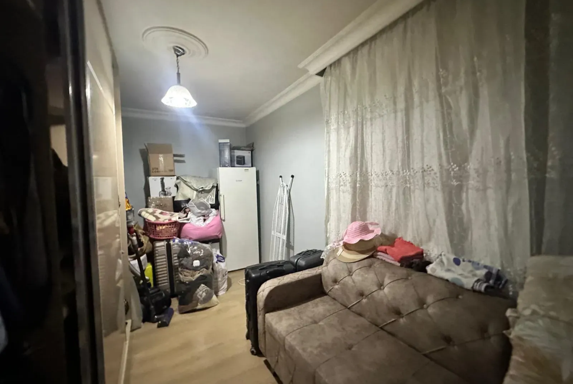 KURTULUŞ MAHALLESİ NACİYE EVREN OKULU CİVARI SATILIK DAİRE